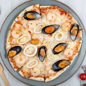 بيتزا مأكولات بحرية ايطالي