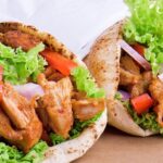 شاندوتش شيش طاووق