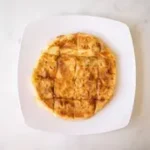 فطيرة دجاج مشروم وسط