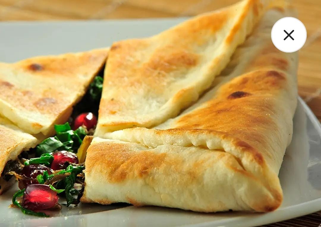 683cbccccd970 فطيرة سبانخ - الصورة 1